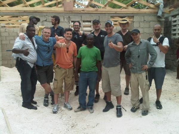 MamaDePandi's tweet photo. Bravo!!! @arigoldman1 Great teams do great things.. Building a house is Jacmel! @BillRancic @jonjayharris @bobbysize http://t.co/wI19Kmmj