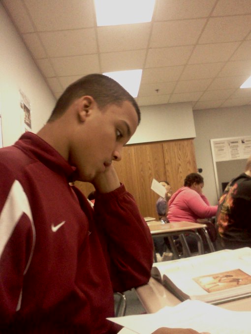 Ugly ass jeromey lmao.! http://t.co/jrgqVx4s<a href="/tag/dreamteam"class="tags"><span>#dreamteam</span></a>