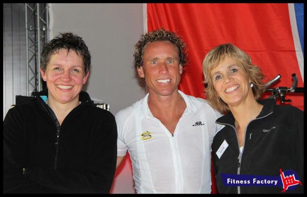Ruthgase's tweet photo. Rina en ik met de super sympathieke Michael Boogerd in de @FFLaren 
Thanks @BoogieLive  Groeten je PA Ruth :-) http://t.co/Br11i5Ia