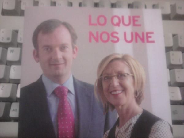 rojosevillano's tweet image. Y R10 sale en la propaganda para las #And2012... para que a nadie se le olvide de quién es el partido :-)