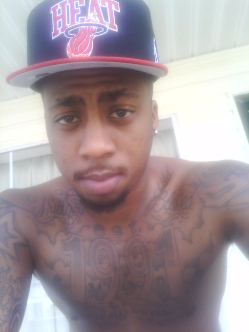 Stay wit the heat. http://t.co/1Gyd8OFr<a href="/tag/rare"class="tags"><span>#rare</span></a><a href="/tag/rnr"class="tags"><span>#rnr</span></a>