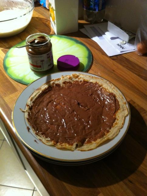 CAJonesRS's tweet image. Bev's choco spread pancake. It looks like todays calorie count is out of the window. #heavyhit #pancakeday