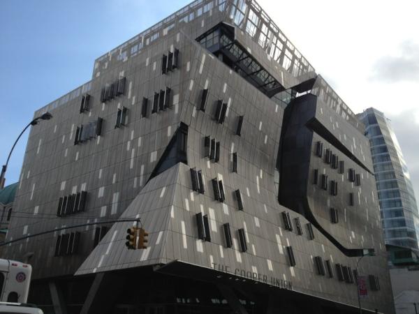 MidtownLock's tweet image. Nice building shot