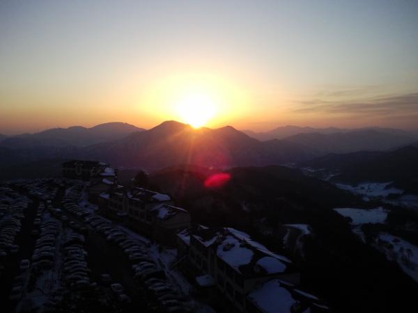 오투리조트 사진5(콘도에서 맞이한 일출)