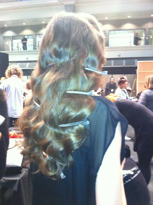 Gorgeous, gorgeous, GORGEOUS hair! I want, want, WANT! bit.ly/ySh2ML