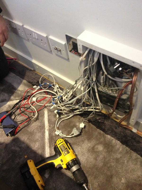 OliveAVLondon's tweet image. This is why you don't let an electrician install your AV system! Always use a @CEDIA_Region1 certified company!