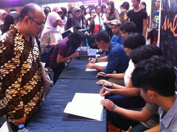 else_press tweet picture