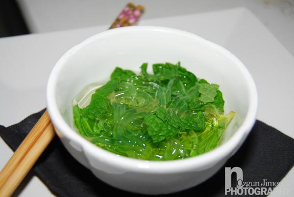 BarServe's tweet photo. @BACARDI Molecular Mixology, Mojito Noodles http://t.co/CpUoMmQD