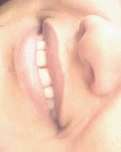 modelonae's tweet image. eia bicha feia  ei depois eu  vou fazer um hotmail pra vc é marça cara de mais **_____**