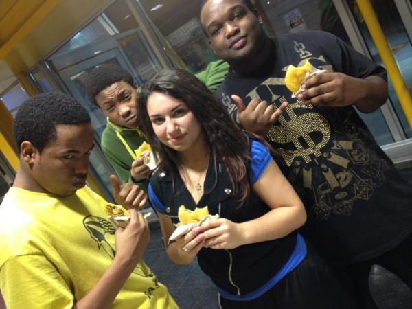 JUSTBGRAPHIC's tweet image. Patty break...... Then back to the business. #bybg