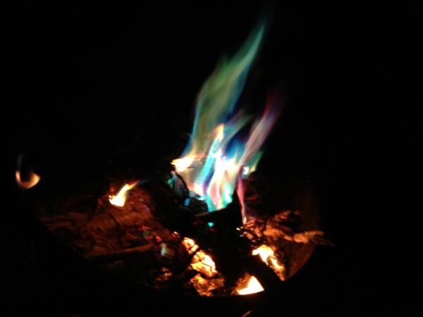 GregoryGstyle's tweet photo. Blue flam... http://t.co/Yr0V51qr