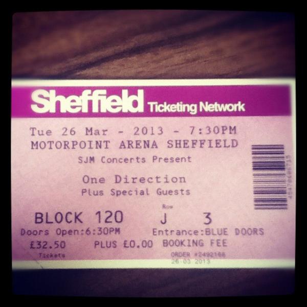 phoeberhiannon's tweet image. @Louis_Tomlinson happiest girl in the world! #1DTourTickets
