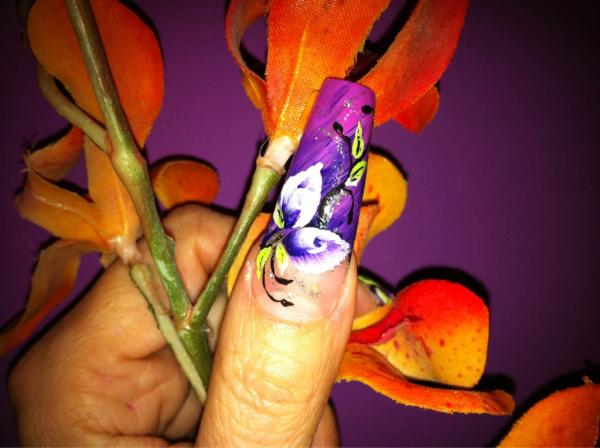 Mach eine Ausbildung zur Nageldesignerin bei Christrio