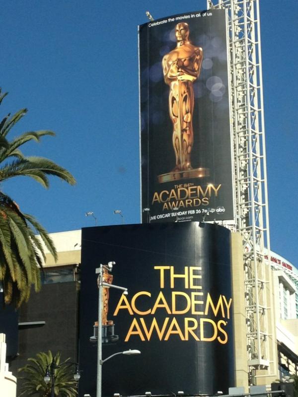 AnotherLevelSMM's tweet image. So excited about the #oscars tomorrow!! pulling for the ladies of #thehelp for individual awards and best picture!!