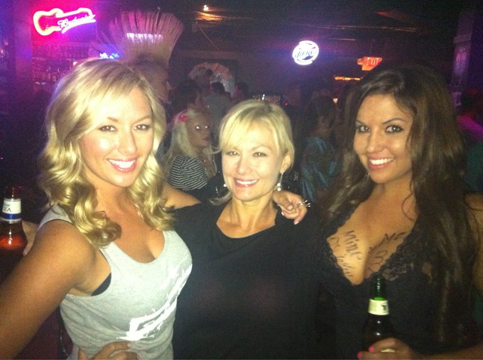 Good times with @aurorachase and @Tweetybird0607 ;) http://t.co/loyupyNi<a class="tags" target="_blank" title="On Twitter" href="/?out=eyJ0eXAiOiJKV1QiLCJhbGciOiJIUzUxMiJ9.eyJpYXQiOjE3MjA2NTUyNzMsImlzcyI6InR3cG9ybnN0YXJzLmNvbSIsIm5iZiI6MTcyMDY1NTI3MywiZXhwIjoxNzUyMTkxMjczLCJyZWRpcmVjdF91cmwiOiJodHRwczovL3R3aXR0ZXIuY29tL2F1cm9yYWNoYXNlIn0.Sdri2dVhH2Lfu9gM5tcXsuWJcxK1KTChrGULbsKbxHLsPxg1H_gL-ywfZVMQFEx8InMIa-pbJaLaIjyoPgm1HA">@aurorachase</a><a class="tags" target="_blank" title="On Twitter" href="/?out=eyJ0eXAiOiJKV1QiLCJhbGciOiJIUzUxMiJ9.eyJpYXQiOjE3MjA2NTUyNzMsImlzcyI6InR3cG9ybnN0YXJzLmNvbSIsIm5iZiI6MTcyMDY1NTI3MywiZXhwIjoxNzUyMTkxMjczLCJyZWRpcmVjdF91cmwiOiJodHRwczovL3R3aXR0ZXIuY29tL1R3ZWV0eWJpcmQwNjA3In0.J5HwX2zTHz-rXI2zyUi6RsaE-t1cFdaLl1hnD3_XqIs_aCH64yIZTi39-5g9rrF_dW95iLn0fvFJzDfQLU1gGA">@Tweetybird0607</a><a href="/tag/roguebunnies"class="tags"><span>#roguebunnies</span></a>