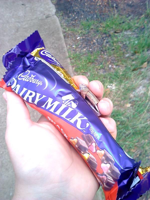 ChemicalMix8's tweet photo. RT if u agree these are yummy B-) http://t.co/Rw0XQuhf
