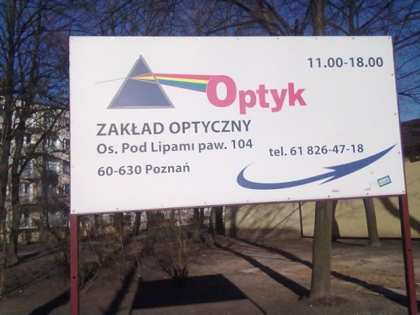 We_Love_U_Cone's tweet photo. Pink Floyd Optician ?! (It's in my city) xD @pinkfloyd LOOK AT THIS ;D http://t.co/Kpal9Z4o