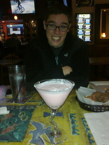 chrisybtemplin's tweet photo. Saturday night at Ruckus with @tylervision2010 and a yummy peppermint martini. #ohitslove http://t.co/dP7CUDB