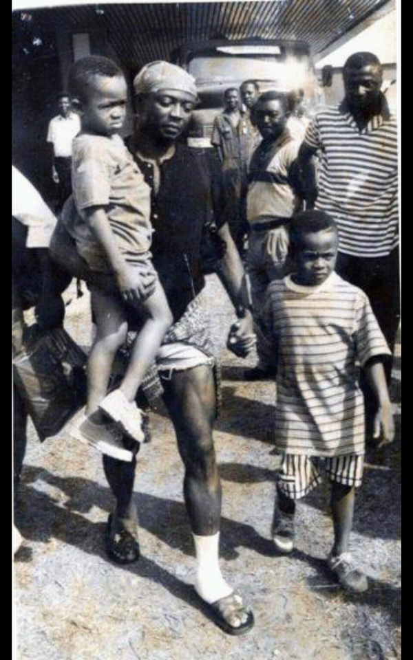 andre_ayew_fr's tweet photo. “@thomgael: @andre_ayew_fr photo magique! http://t.co/H3XsR2L7”