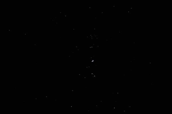 nickw7coc's tweet image. Orion&apos;s Belt stacked using DSLR &amp; 200mm zoom &amp; #DeepSkyStacker I need practice I feel @SPACEdotcom