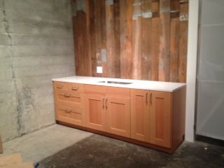 careymillerpdx's tweet image. Kitchenette one step closer- counters in! Now we just need a faucet and H20 source coming tomorrow! #projectsinprocess