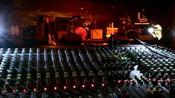 jrg's tweet photo. Sound checked @UMO and @WhiteArrows earlier. It's going to be a killer show! @cellardoor101 http://t.co/DuZfQDsZ