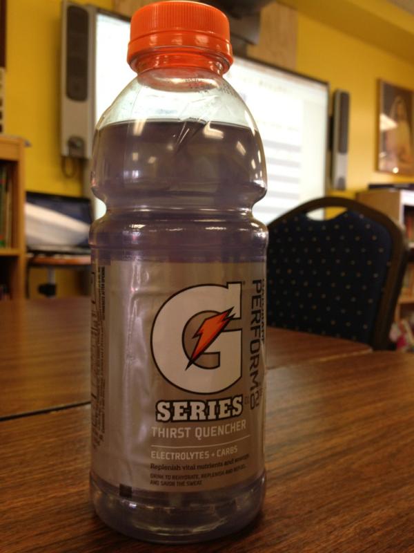 Fittyfitty5's tweet photo. @lindsayye this is all I get to drink today... #wompwomp or at least till I get outta work then it's #rage time! http://t.co/nZAaXc07
