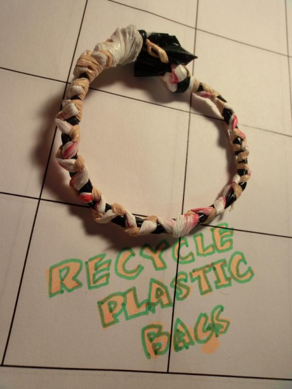 recyclepb's tweet photo. I just made a bracelet from plastic bags, and it only took me a few minutes! http://t.co/CGuIq5g7