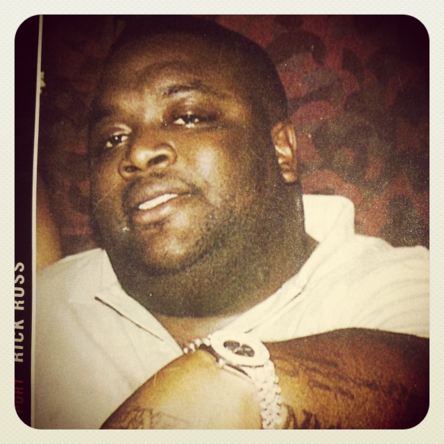 JOSHUA TRIPLETT on Twitter: "This picture of Rick Ross takes me!!! No beard  with cupcake icing on his face. Lol. He look like his name herb.  http://t.co/F43noghQ" / Twitter