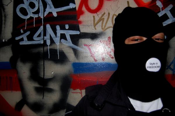 TOMBOI301's tweet image. keepin it gangsta 4 the cause = #StyleisFreedom x SPRING 2012