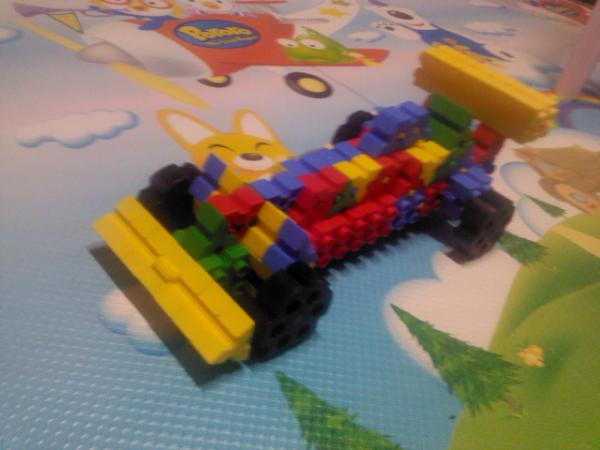 fall_simon's tweet image. 몰펀 세번째  작품  경주용자동차