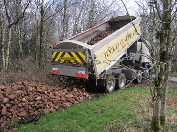 NTWasdale's tweet photo. A great action shot of the lorry emptying the stone http://t.co/8gysOySh