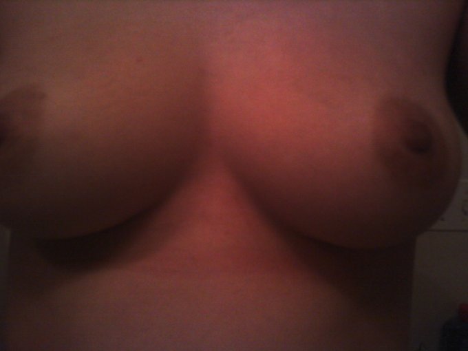 It's a beautiful morning :-)  #tt #happytittytuesday #tittytuesday http://t.co/yyKgmWRC<a href="/tag/tt"class="tags">#tt</a><a href="/tag/happytittytuesday"class="tags">#happytittytuesday</a><a href="/tag/tittytuesday"class="tags"><span>#tittytuesday</span></a>