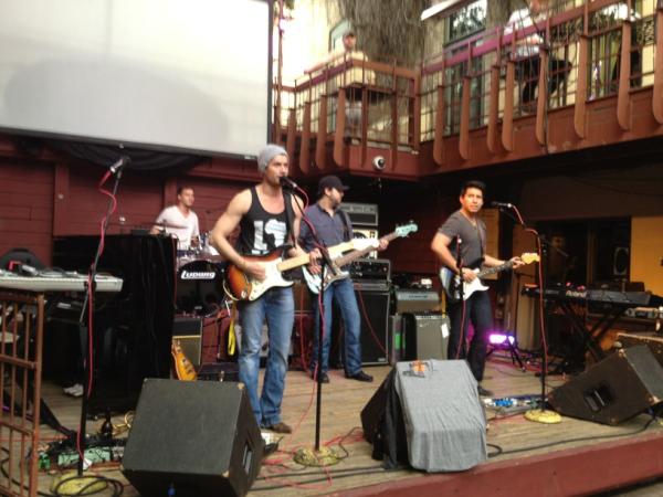 coryvonwall's tweet image. Albert Aguilar rocking the #GetSomeIaaS #DynTini #sxsw