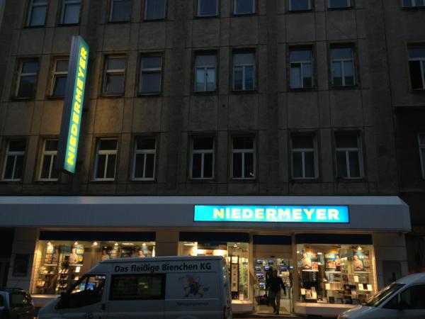 lisa c.m.b. tweet media