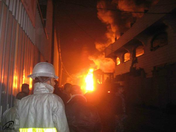 MohammedQudaih's tweet photo. Fire in houses after targeting by F16s this morning #Gaza #Palestine http://t.co/aOUpogS7