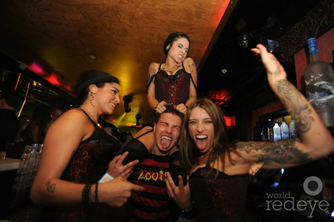 Bloungeproblems tweet picture