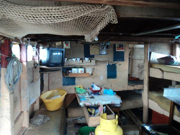 barrejon's tweet image. Ayer un socio decía q nos falta management lo q le falta a gente como el es aprender como VIVEN en una lancha artesanal