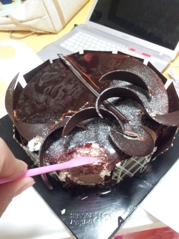 ollebj's tweet photo. 케익본김에 기념일 챙기기ㅎ  5주년 이엇습죠 ~.~ http://t.co/dHn3Xxt4