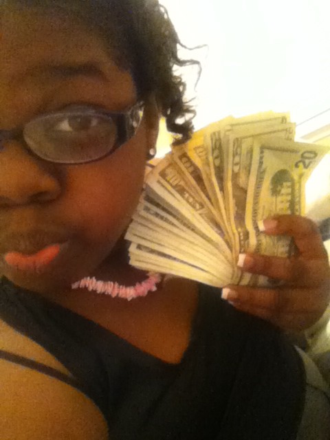LeaPlusThree's tweet image. -- im broke doe ! 
#killDat