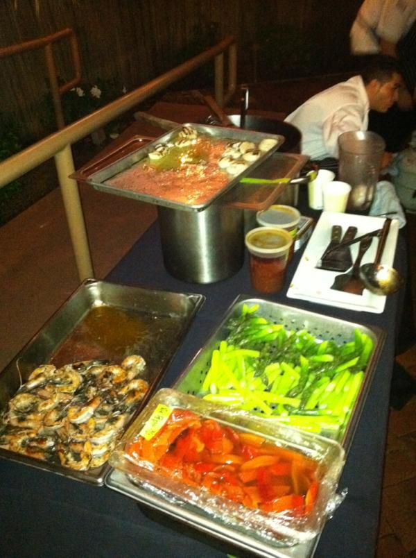 jeffreydurham's tweet photo. Blue Oak fundraiser fun @ChefChiarello http://t.co/wWjm9ZaD