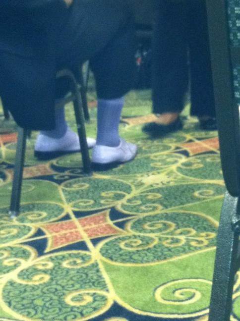 officiallyQuez's tweet image. #aFool