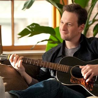 And_sometimes's tweet photo. OH MY GOD, OH MY GOD, OH MY GOD, I'M SUFFOCATING GUYS, I NEED HELP. #WillGarner #Blackshirt #GUITAR #Deadeadeadeadead http://t.co/j7IWfs12