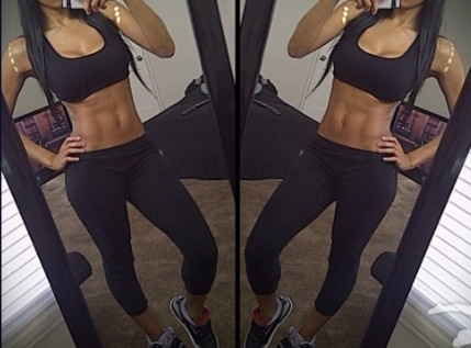 TalkerOfShit's tweet photo. Girls with abs are sexy http://t.co/farvKtKd