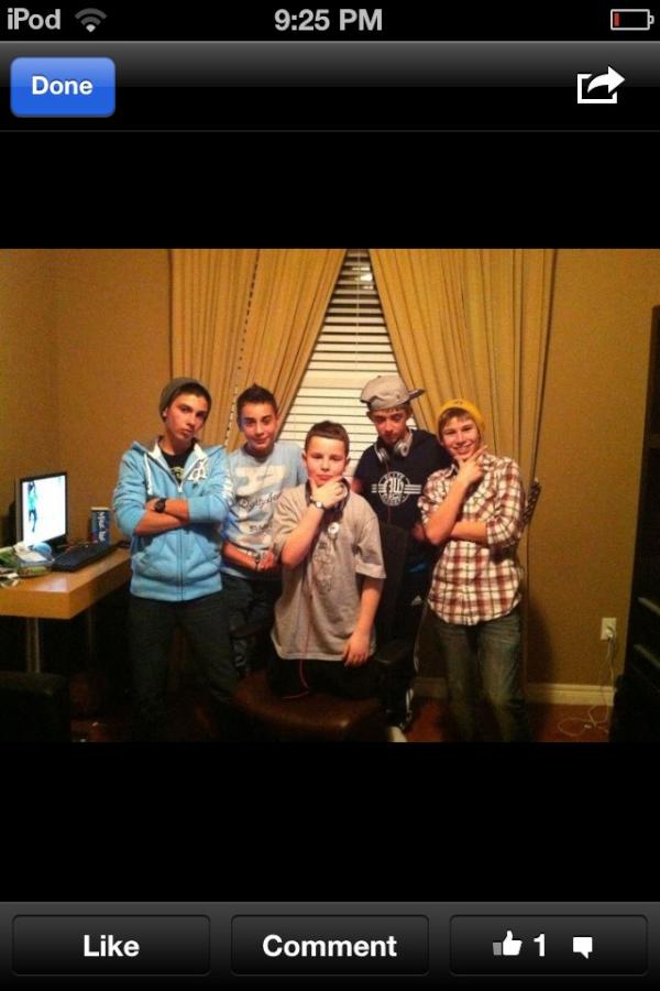 TeenMasterJ's tweet photo. SWAG http://t.co/CLih8azX