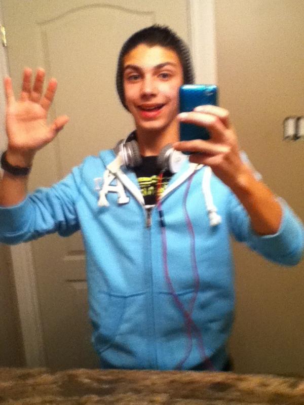 TeenMasterJ's tweet photo. @LucasD52 http://t.co/Ld2ISCkr
