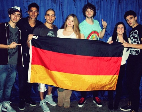 xheyimceline's tweet image. #TheCodeNottingham - one of the &apos;signs&apos; in first row ;) @JayTheWanted