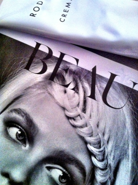 britainbruce's tweet image. une figure classique, modernisee. #braidme @VogueParis