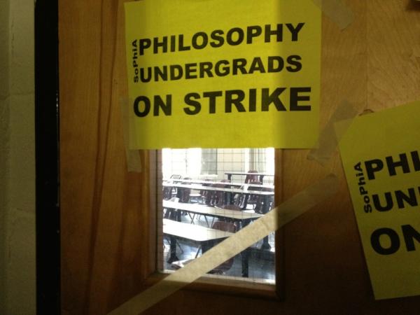 rushmew's tweet image. Philosophy students rock! Empty classes, doors shut! #ggi #custrike