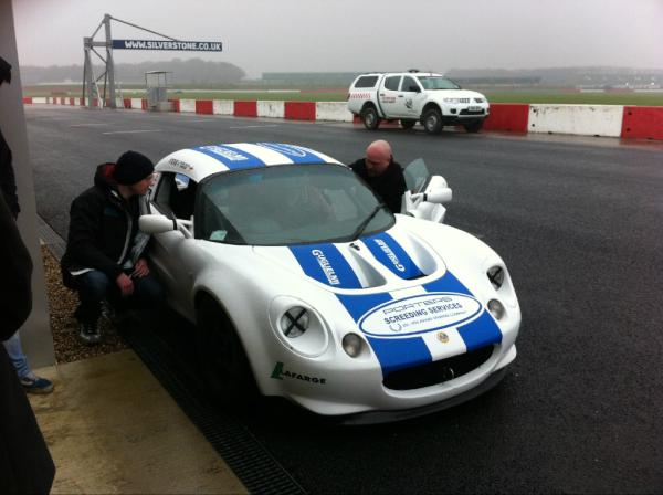RacingShocks's tweet photo. Nitron with Hofmanns at Silverston this weekend... http://t.co/YvrgNFh0